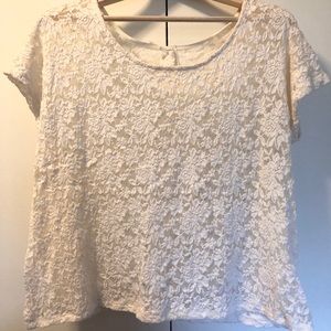 🐚Lacey crop top🐚
